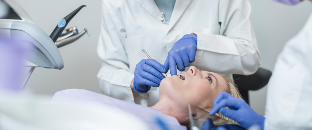Zahnbehandlung